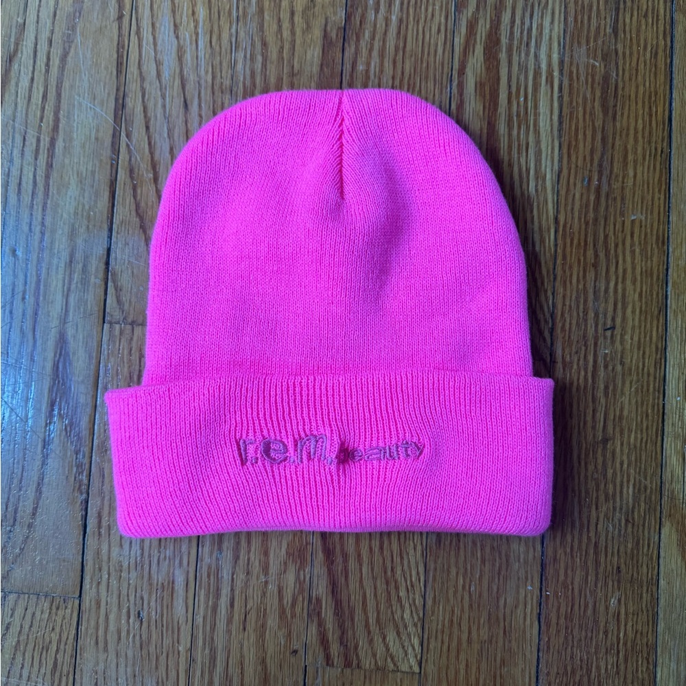 rem beauty beanie